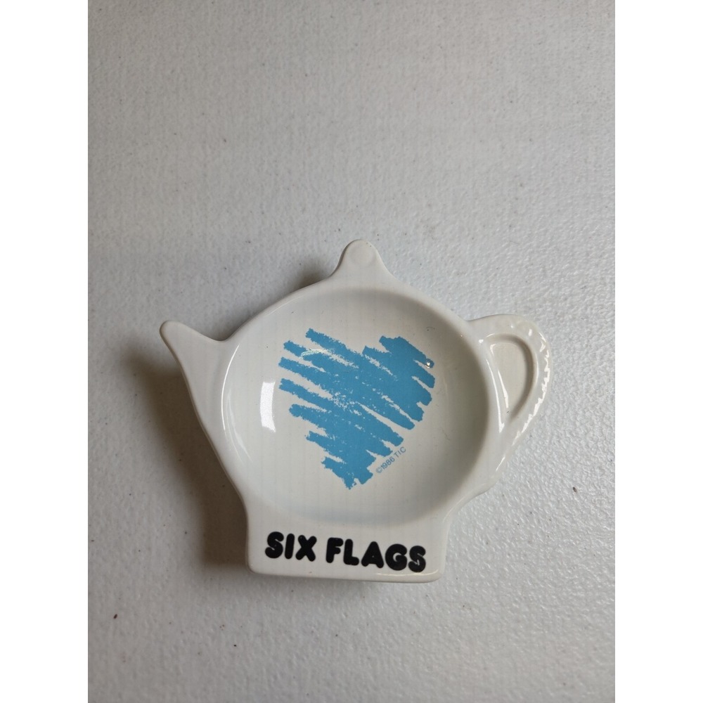 Vintage Six Flags Ceramic Trinket Dish ©1986 TC White Blue Souvenir Catchall